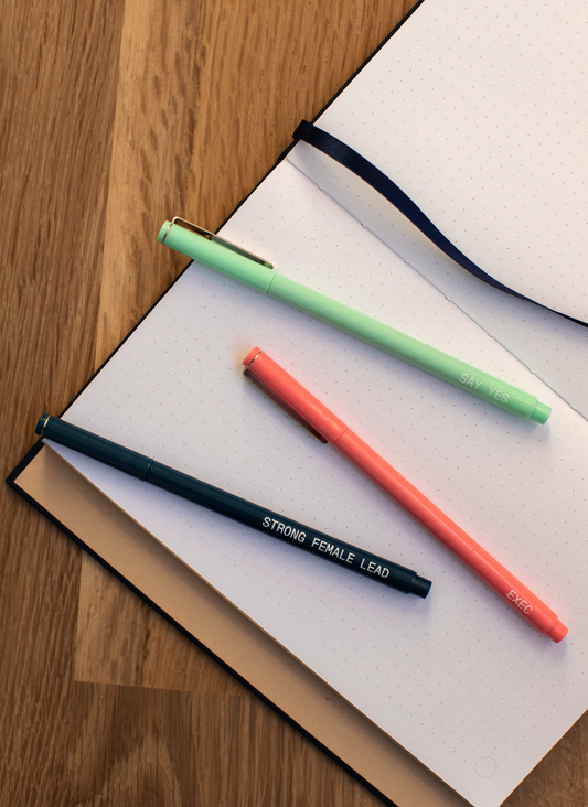 The Huddle Pens (set of 3)